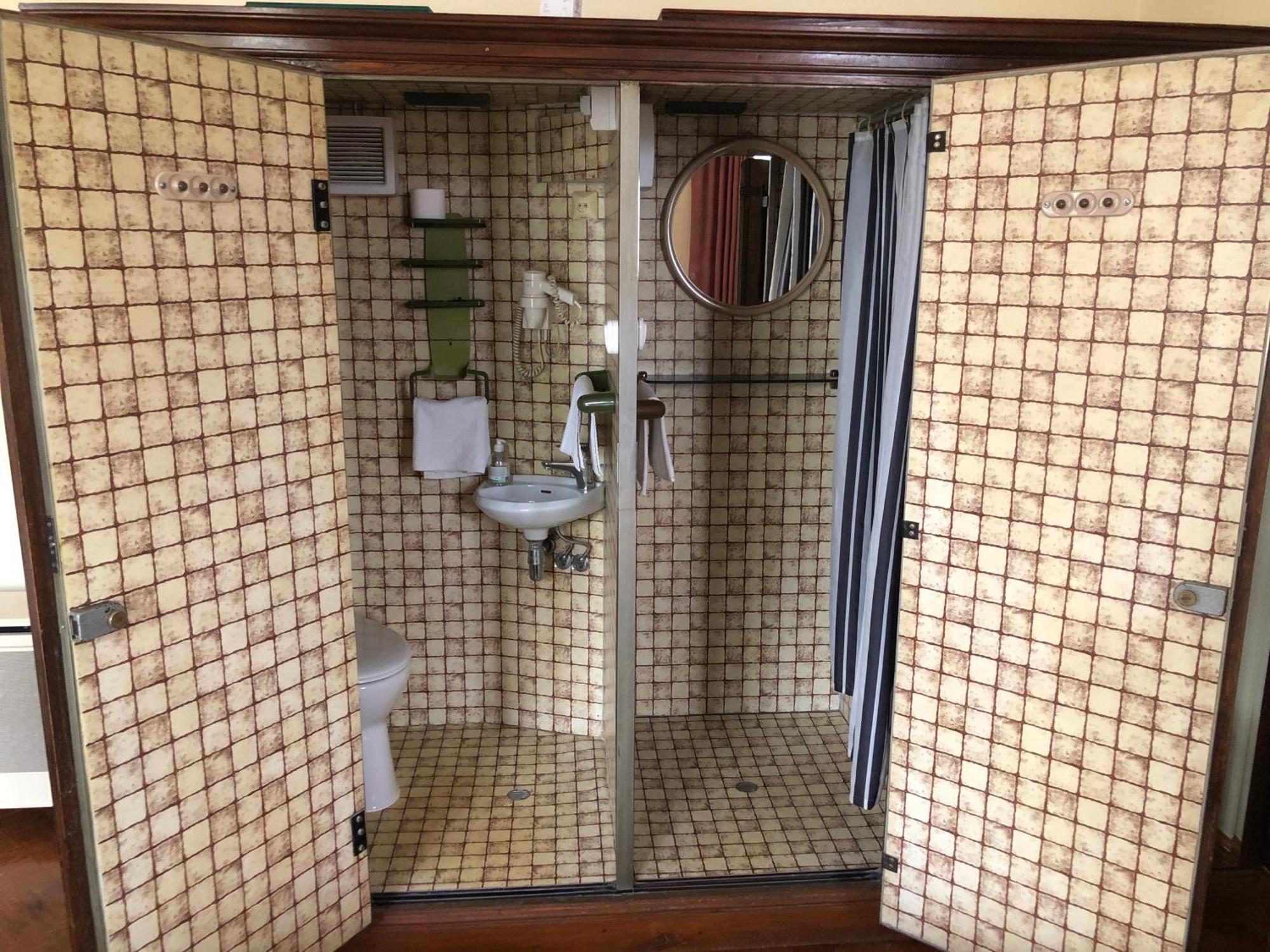 Bed and Breakfast Kalmár Panzió Budapest Esterno foto