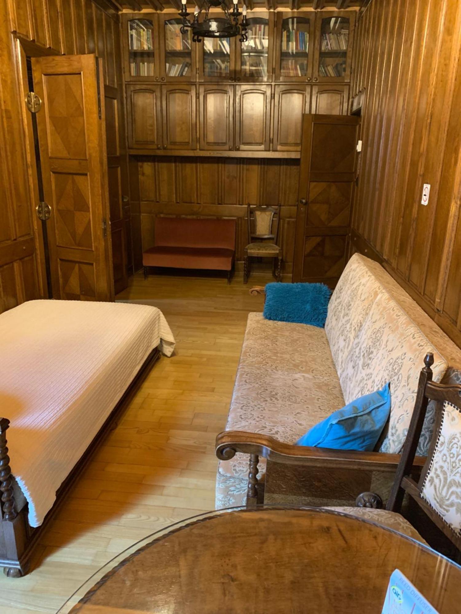 Bed and Breakfast Kalmár Panzió Budapest Esterno foto